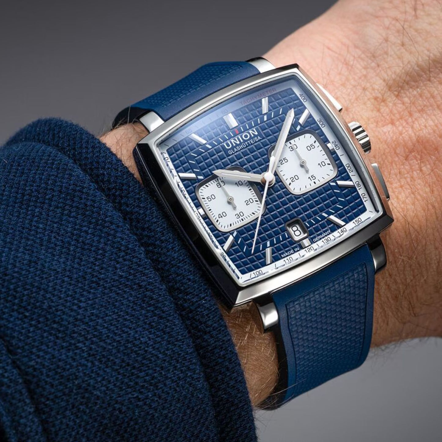 Averin Chronograph D015.527.17.041.02