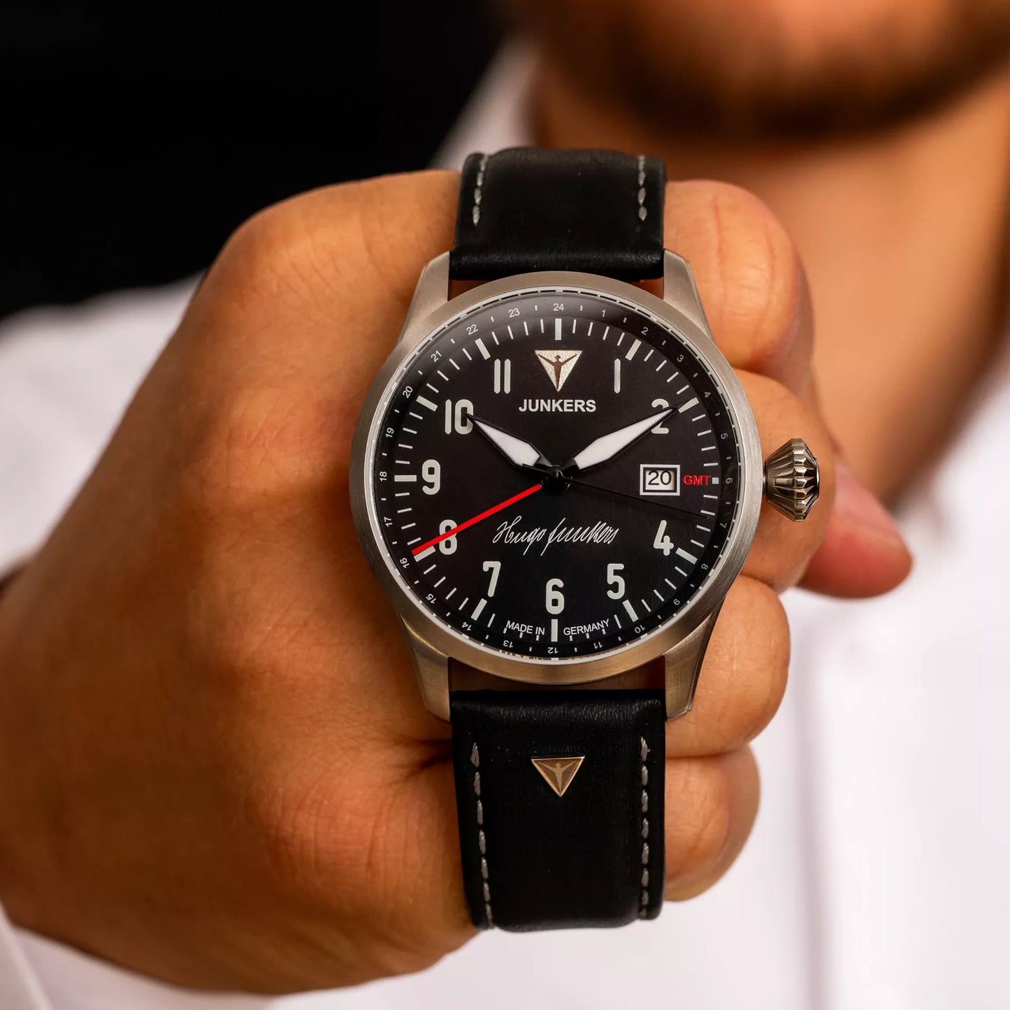 Junkers Flieger Hugo GMT 958.04.02 42mm