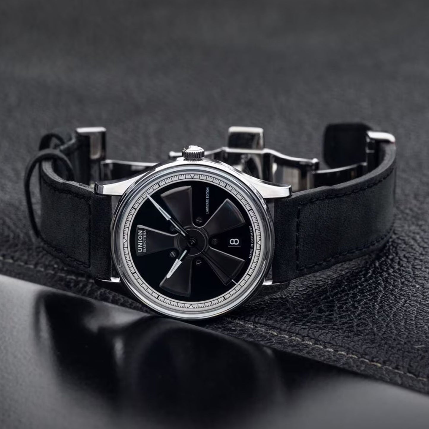 Noramis Datum Limitierte Edition Petro Surf 2026 D016.407.16.050.08