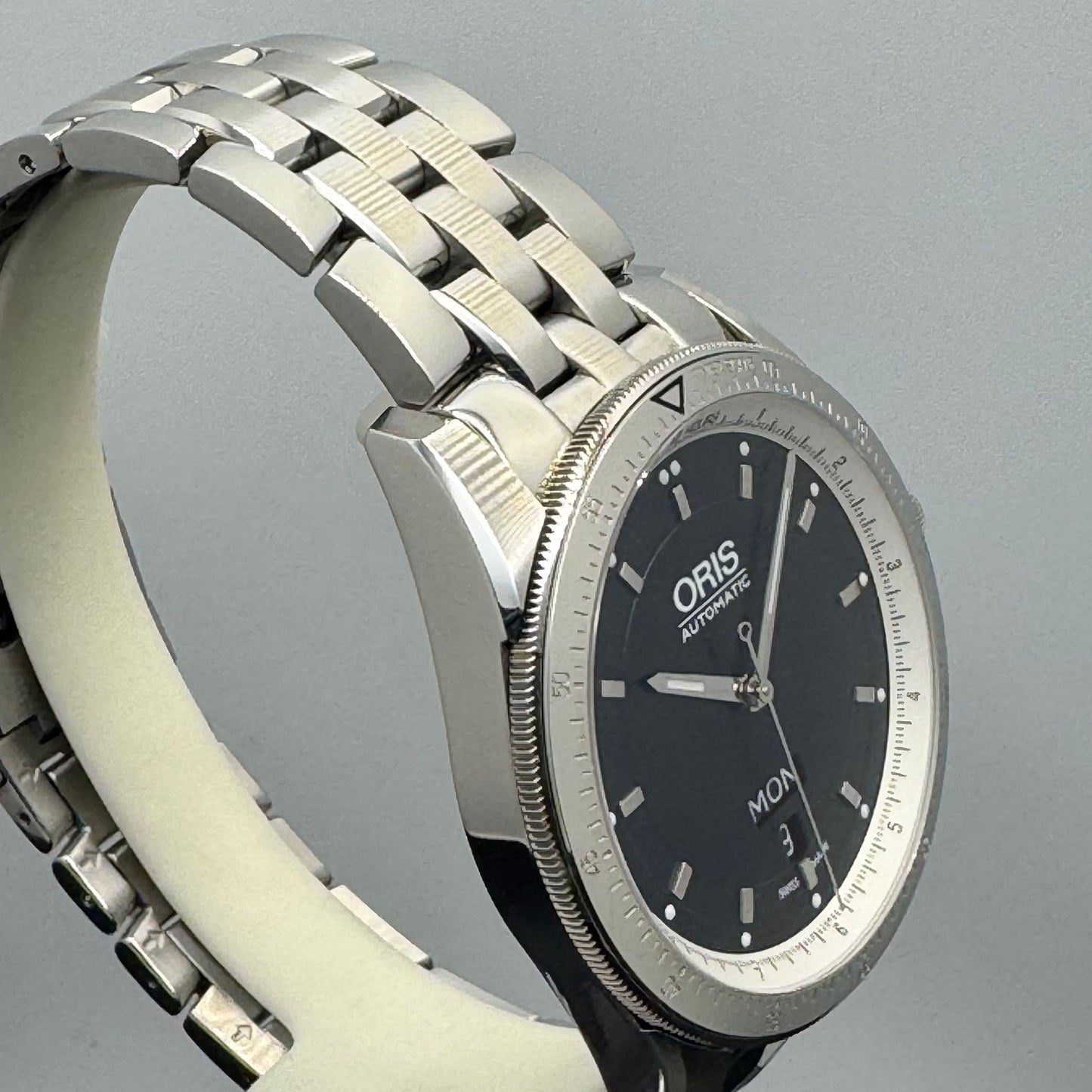 Oris Artix GT 42mm Day/Date 7662