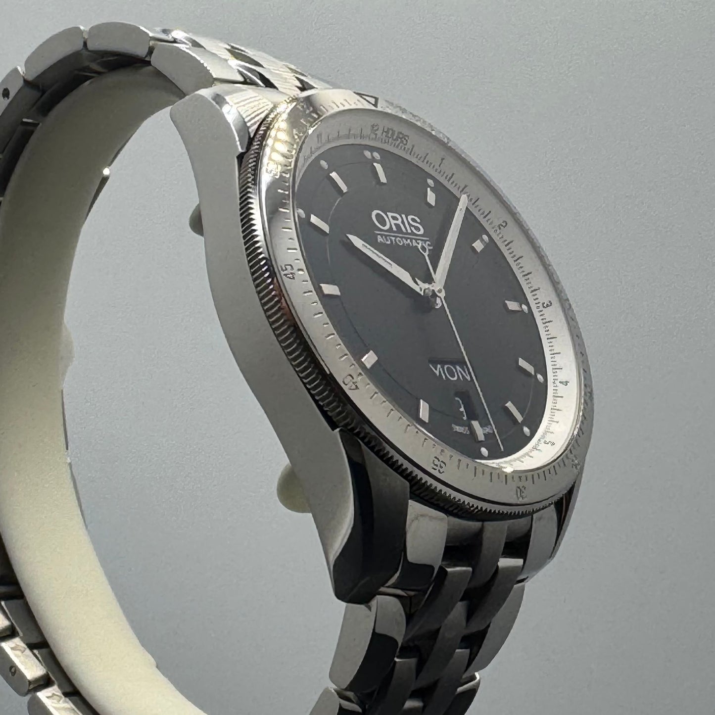 Oris Artix GT 42mm Day/Date 7662