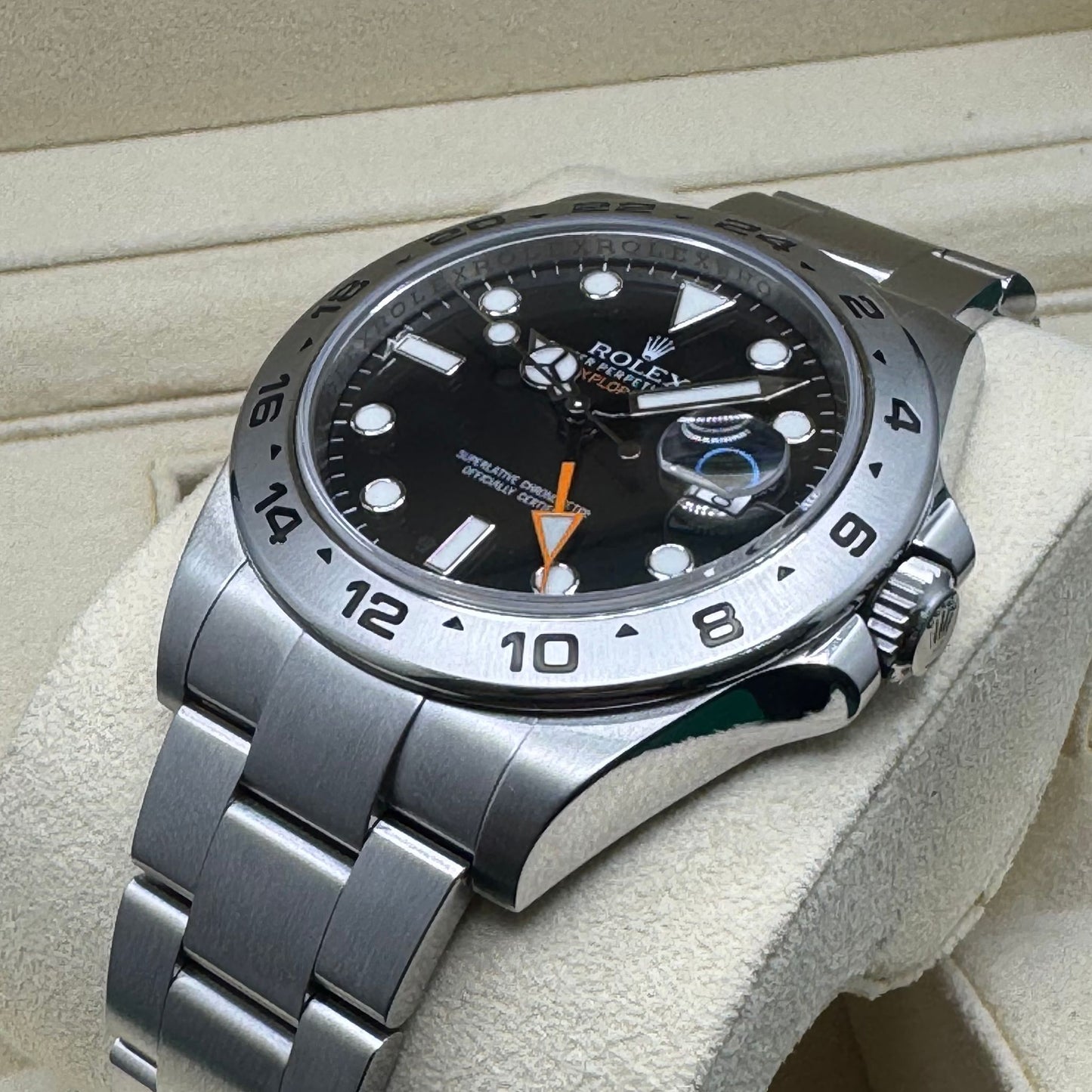 ROLEX Explorer II 216570