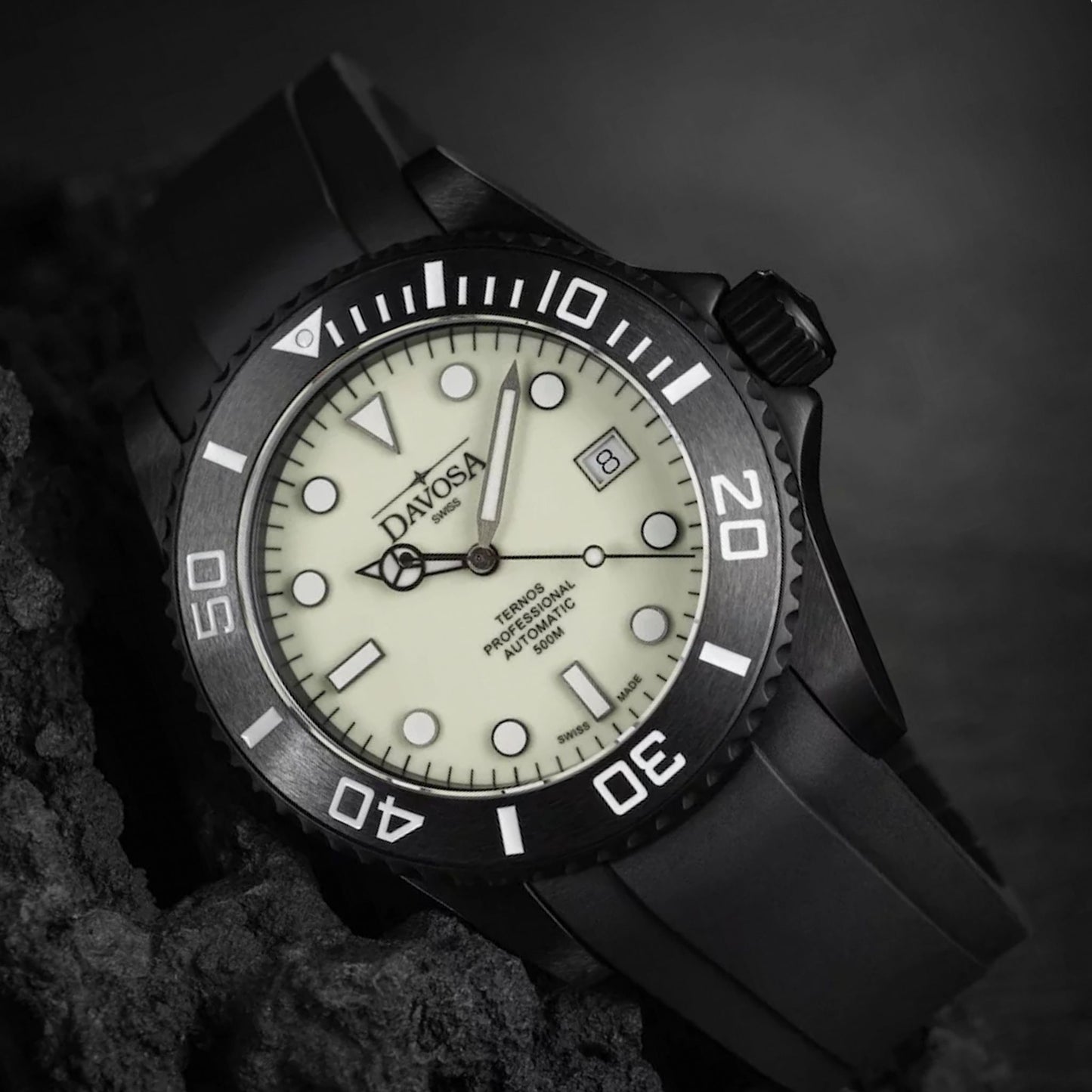 DAVOSA Ternos Professional 42mm Megalume 161.583.10
