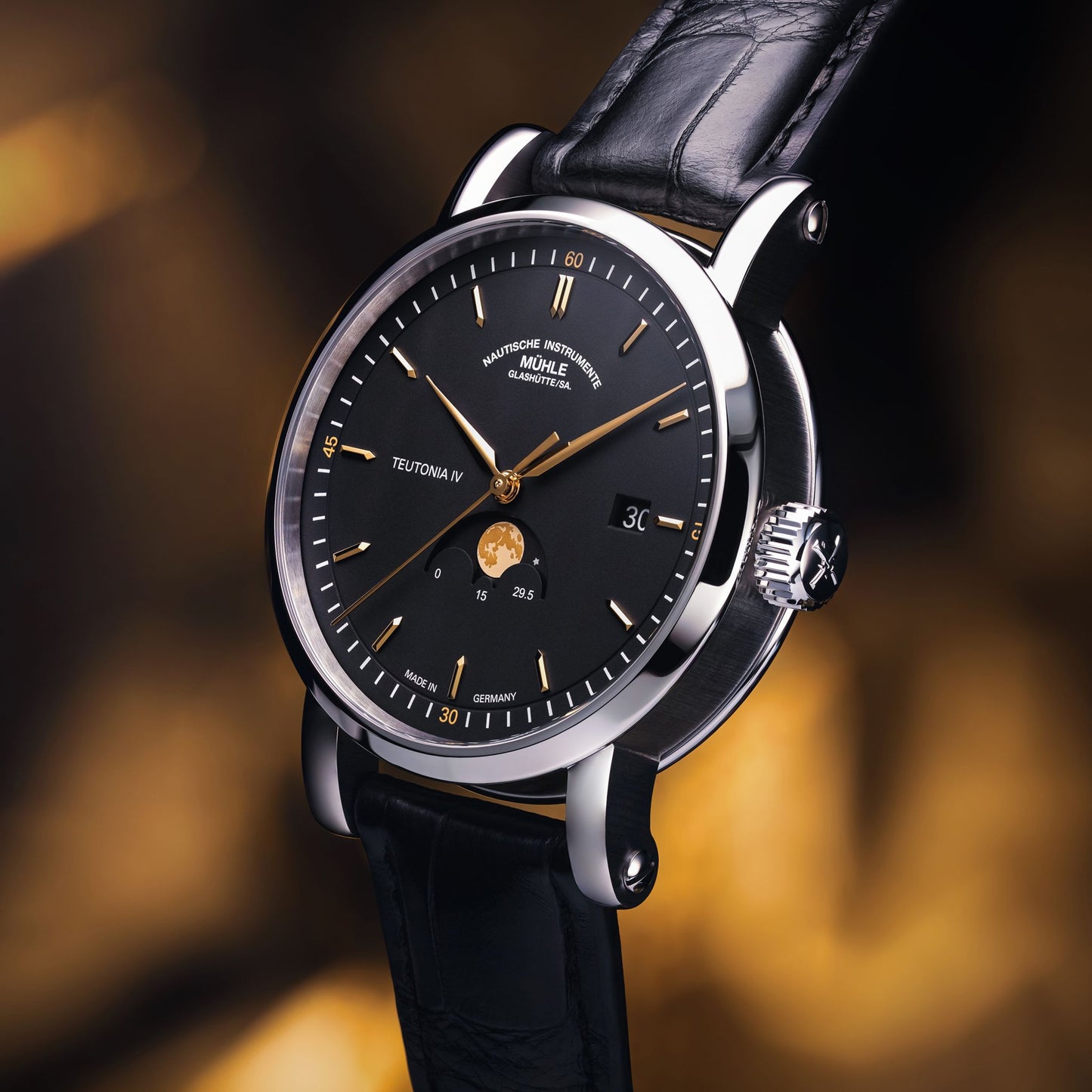 Mühle Glashütte/SA. Teutonia IV Mondphase M1-44-03-LB