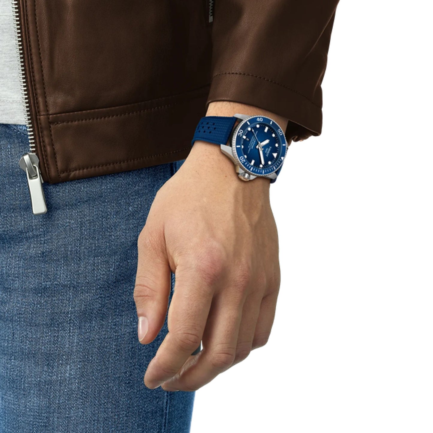 Tissot Seastar 2000 44mm Powermatic 80 T120.907.17.041.00