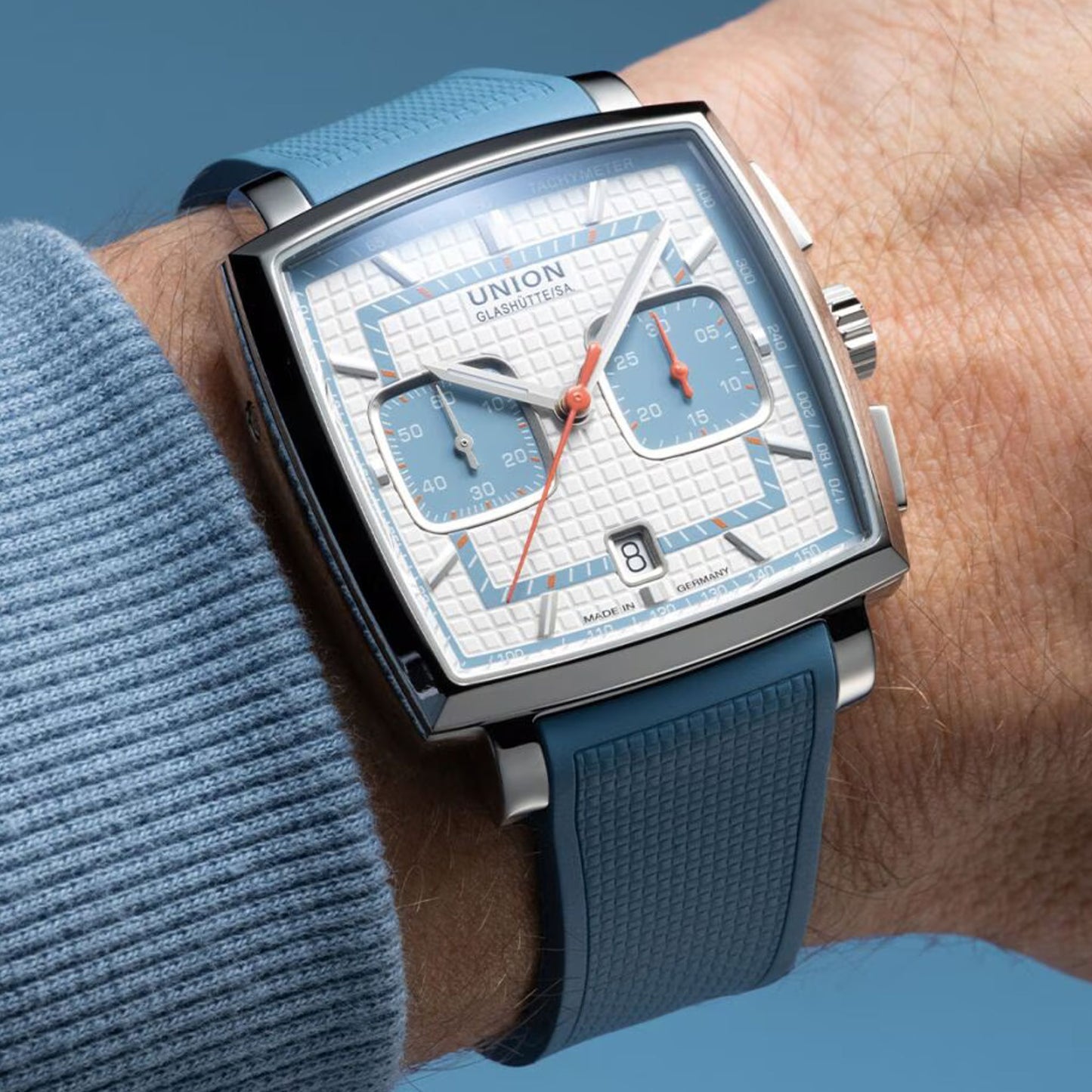 Averin Chronograph D015.527.17.011.02
