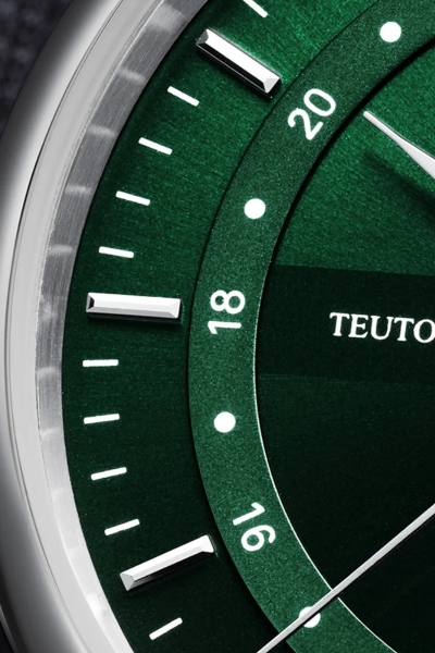 Mühle Glashütte/Sa. Teutonia II GMT M1-33-96-LB-II